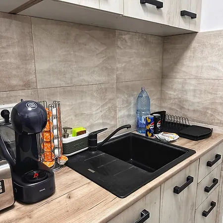 - Tomis Nord Apartmán *